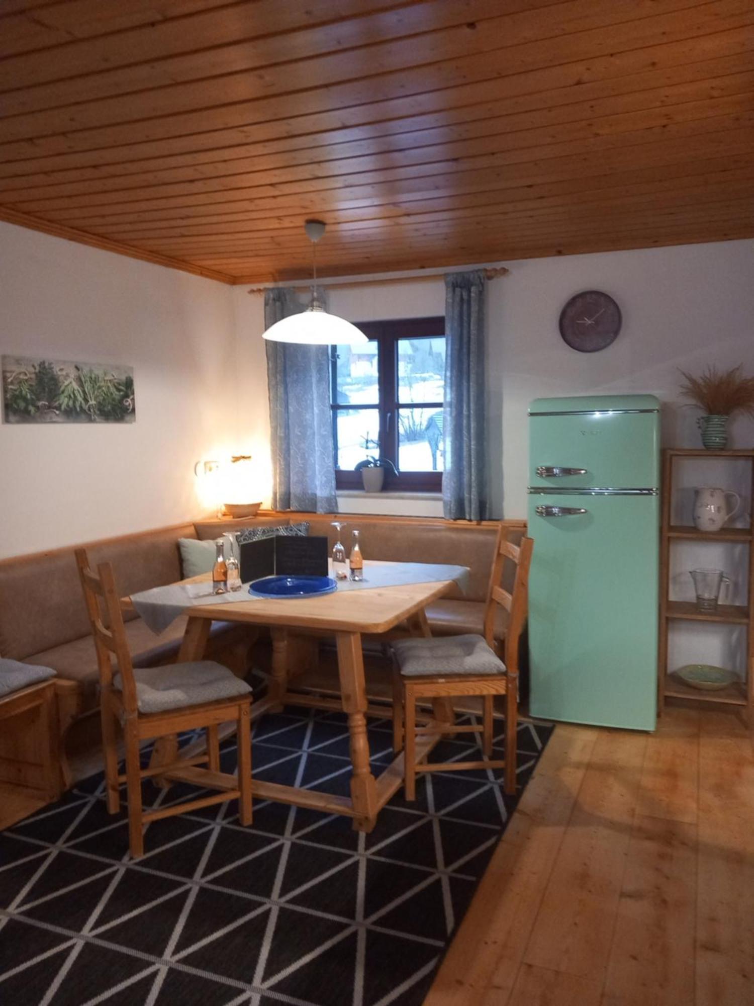 S'Rastl Direkt Mit Bergpanorama Apartment Grundlsee Ngoại thất bức ảnh