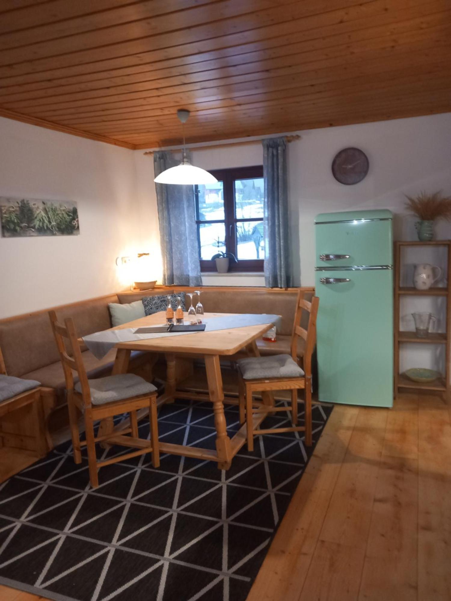 S'Rastl Direkt Mit Bergpanorama Apartment Grundlsee Ngoại thất bức ảnh