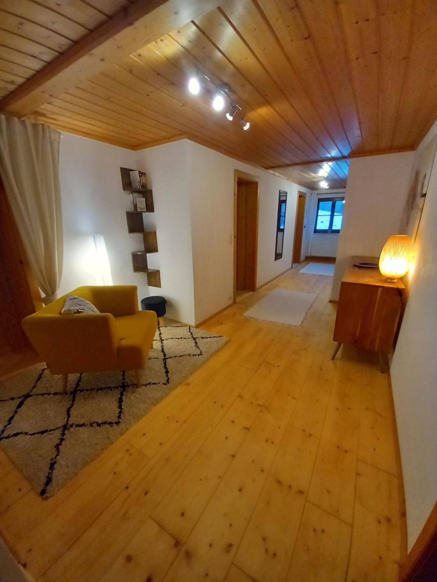 S'Rastl Direkt Mit Bergpanorama Apartment Grundlsee Ngoại thất bức ảnh