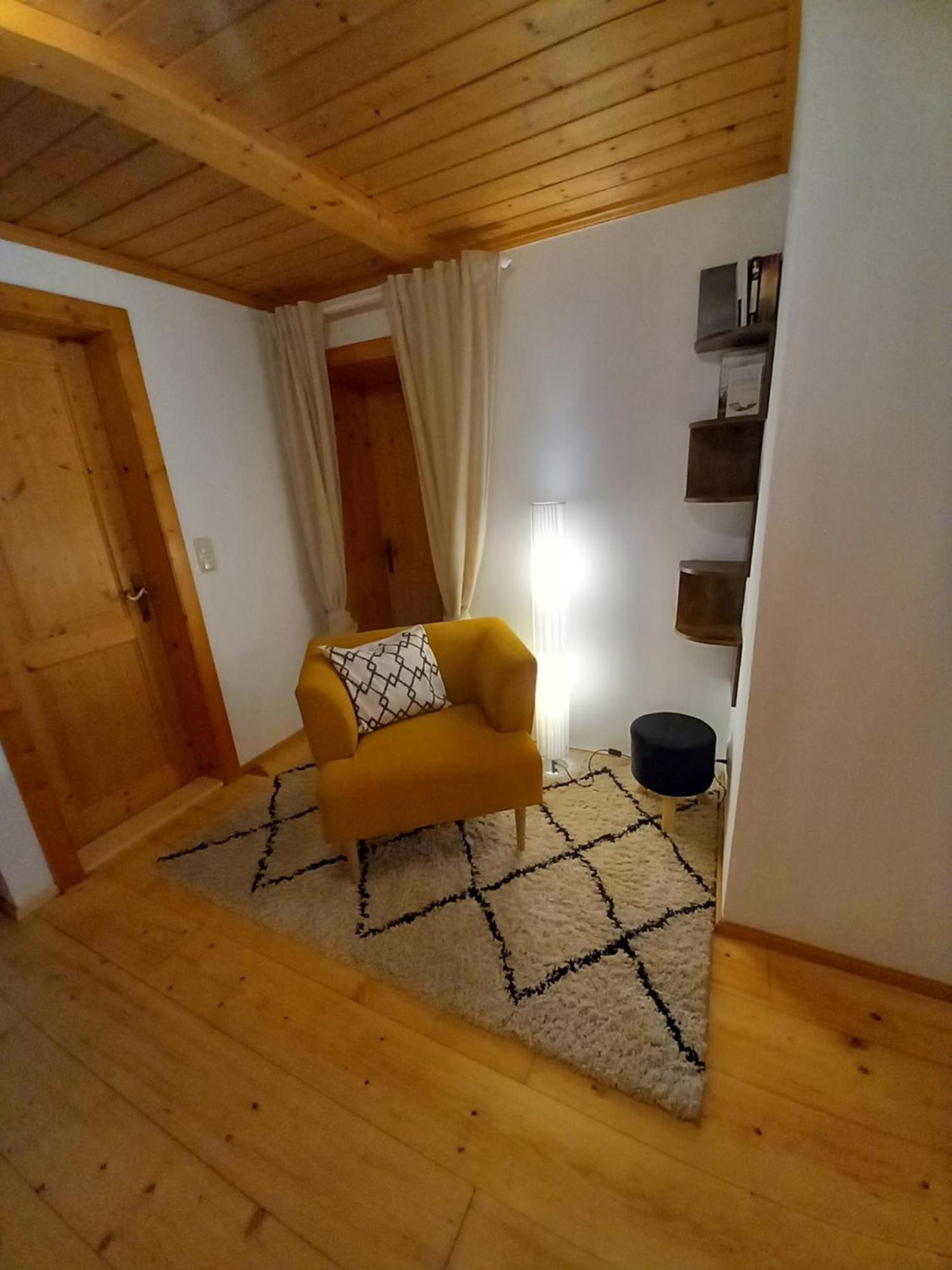 S'Rastl Direkt Mit Bergpanorama Apartment Grundlsee Ngoại thất bức ảnh